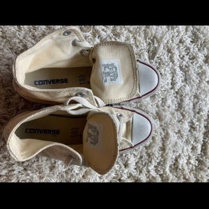 Converse High Tops - Cream